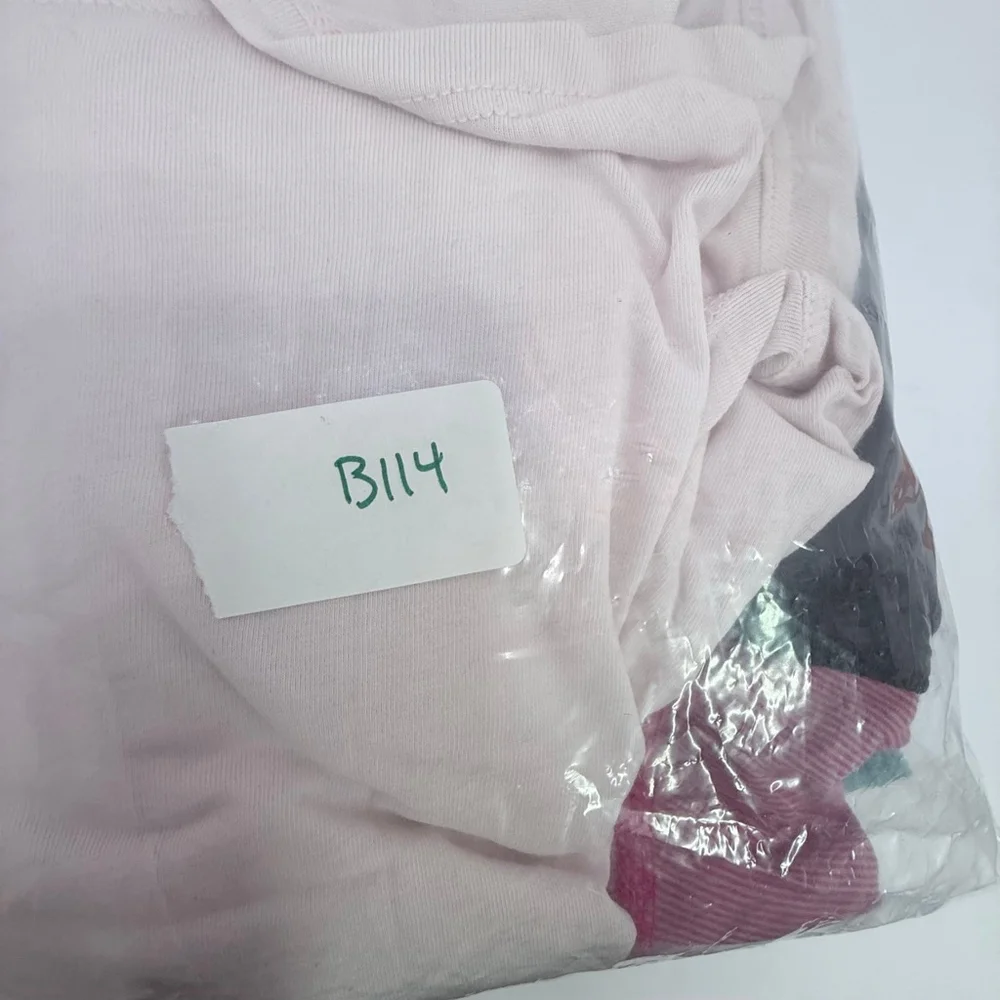 Flawed lululemon bundle - Picture 2 of 2